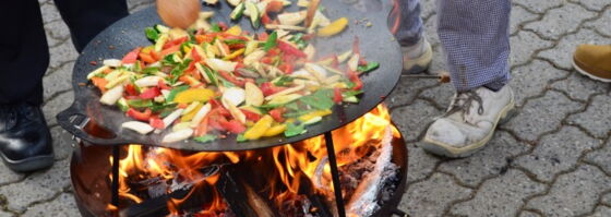 Kochen mit offenem Feuer - Köche auf Abwegen