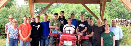 Schülerinnen und Schüler erkunden hochklassigen Ferienbauernhof!